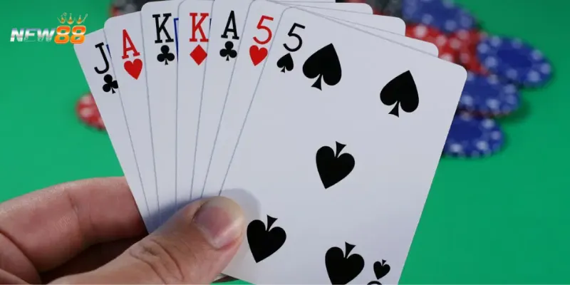 Khái quát về cách chơi Seven Card Stud